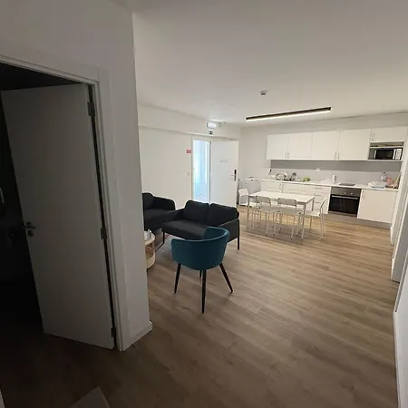 Residencia Universitaria Calhariz Benfica * 리스본
