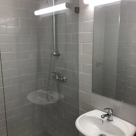 Residencia Universitaria Calhariz Benfica Lisbon