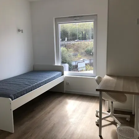 Hostel Residencia Universitaria Calhariz Benfica *